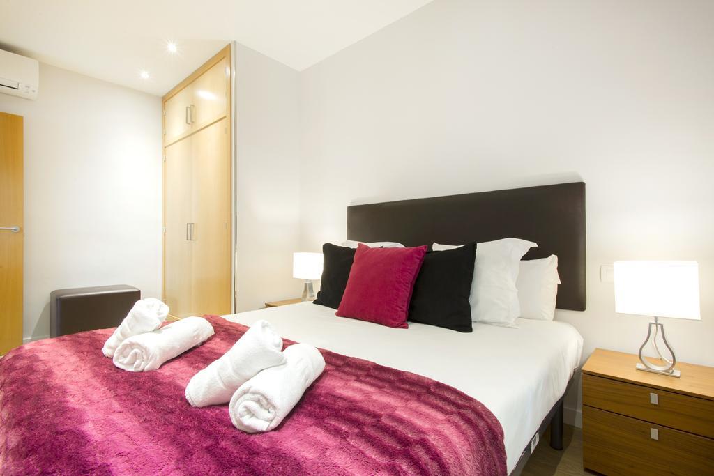 Appartamento Dailyflats Barcelona Centre Esterno foto
