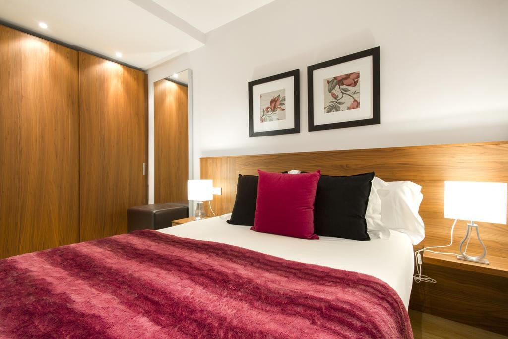 Appartamento Dailyflats Barcelona Centre Esterno foto