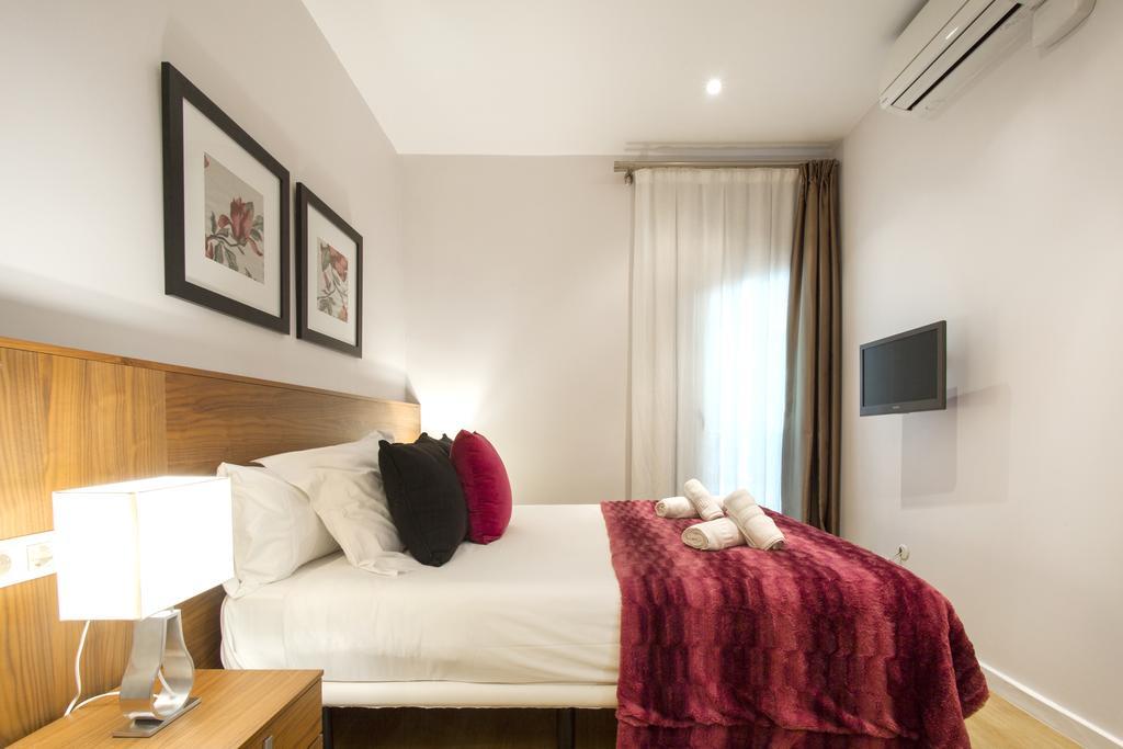 Appartamento Dailyflats Barcelona Centre Esterno foto