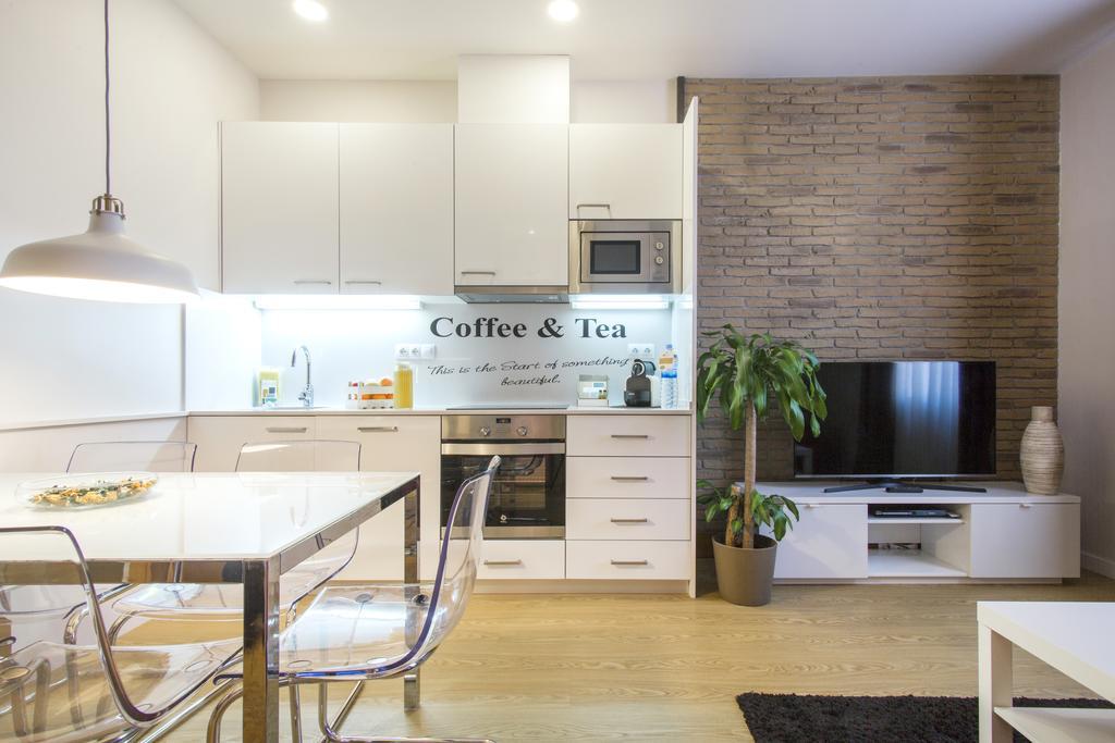 Appartamento Dailyflats Barcelona Centre Esterno foto
