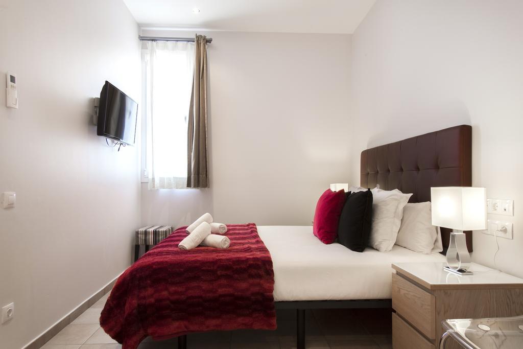 Appartamento Dailyflats Barcelona Centre Esterno foto