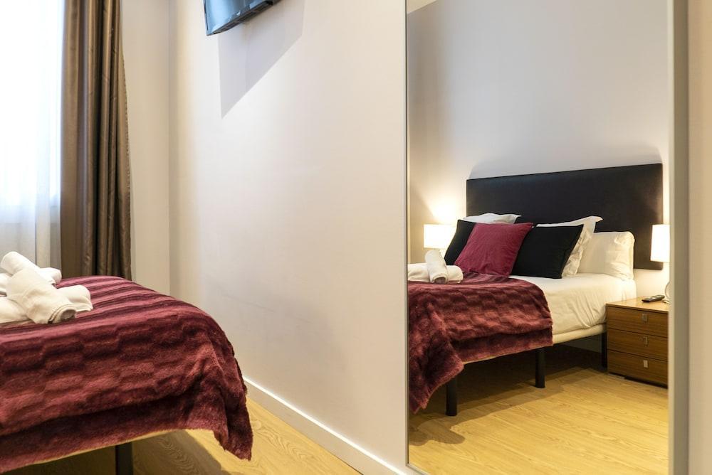Appartamento Dailyflats Barcelona Centre Esterno foto